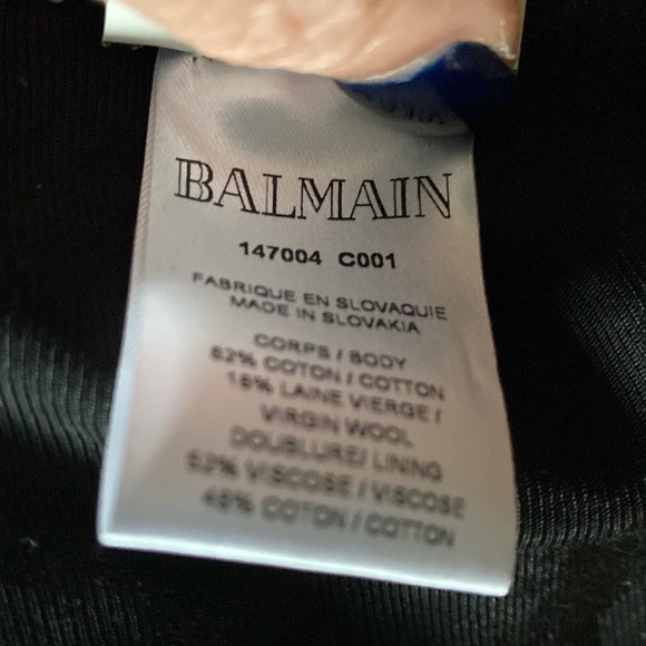 NWOT size 40 jacket structured shoulder. Tag extra buttons invoice on request. - Picture 6 of 6